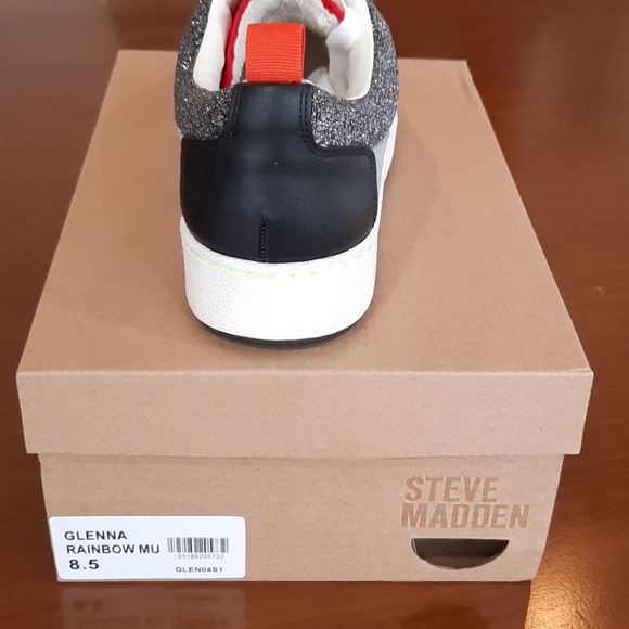 Steve Madden Sneaker W8.5 - Picture 2 of 6